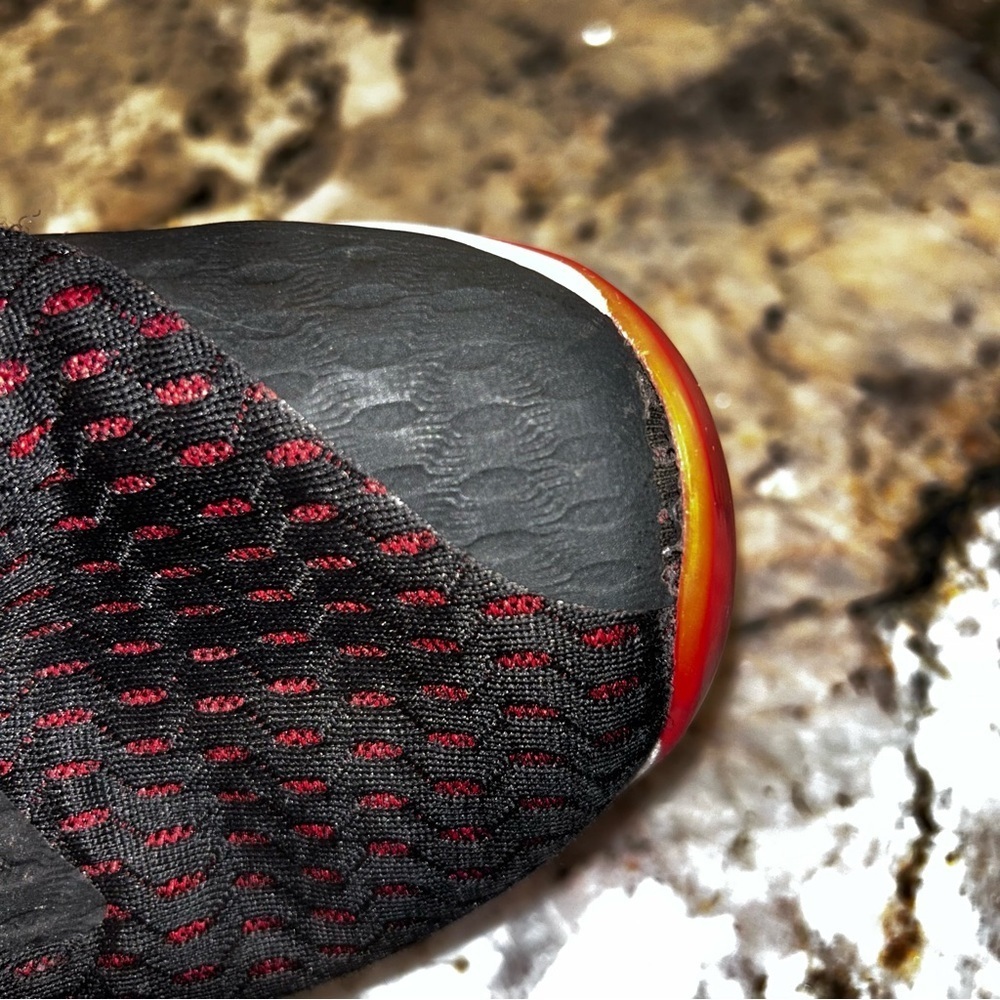 Nike Labron James Witness 5 Black and Red Basketball Shoes - Picture 5 of 7
